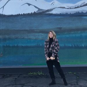 Meet your Posher, Sofia